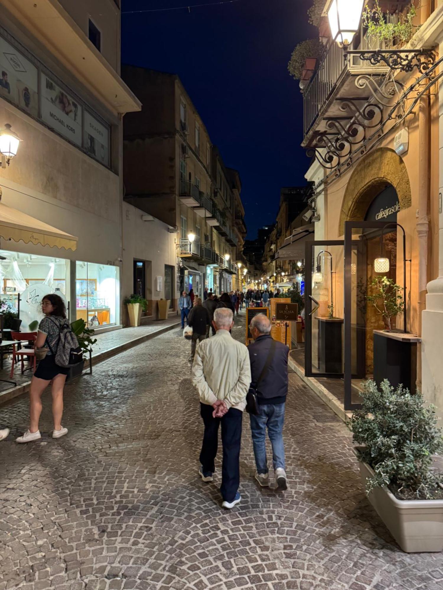 Le Scalette Del Centro Hotell Agrigento Exteriör bild