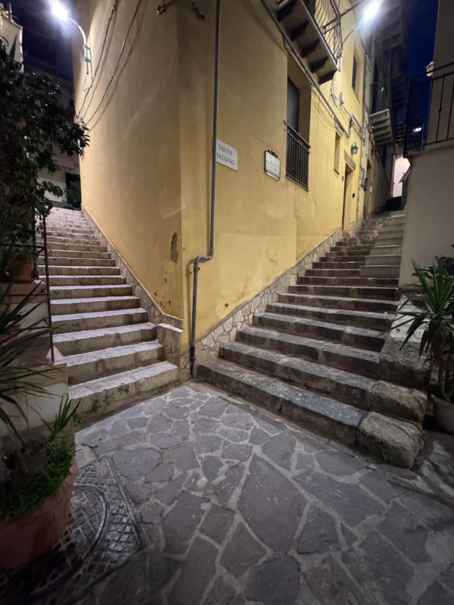Le Scalette Del Centro Hotell Agrigento Exteriör bild